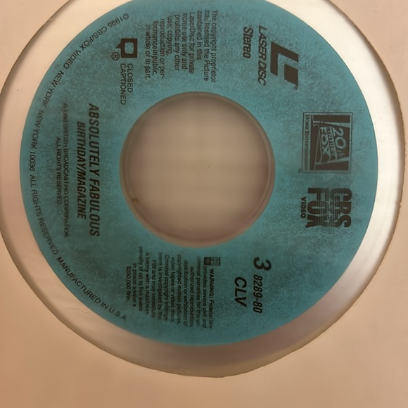 ￼ Absolutely fabulous laser ￼ disc set - Picture 3 of 5